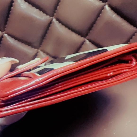 Michael Kors Tri Fold Signure Wallet Zebra & Red Patent Leather LIKE NEW - Picture 5 of 15